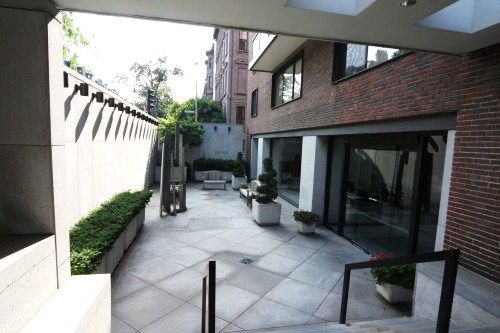 Click for 180 Beacon St. slideshow